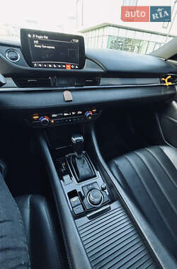 Седан Mazda 6 2018 в 