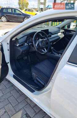 Седан Mazda 6 2022 в  фото 24 Седан Mazda 6 2022 в