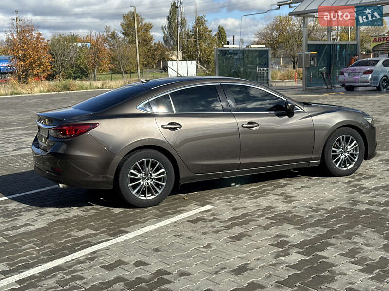 Седан Mazda 6 2015 в Миколаєві