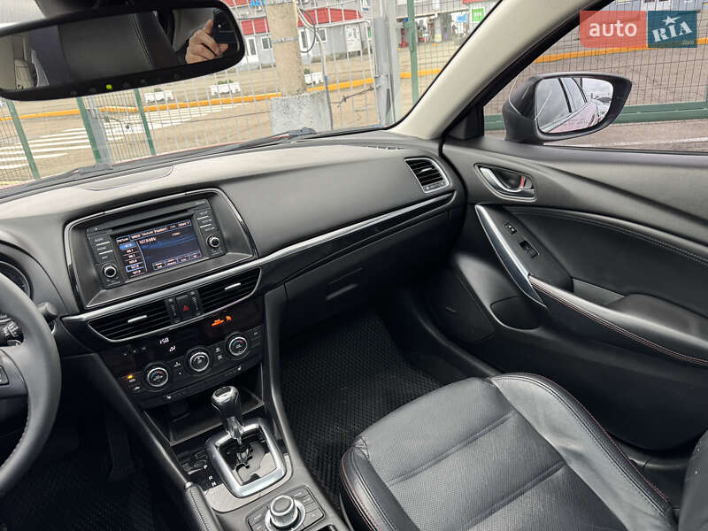 Седан Mazda 6 2013 в Киеве
