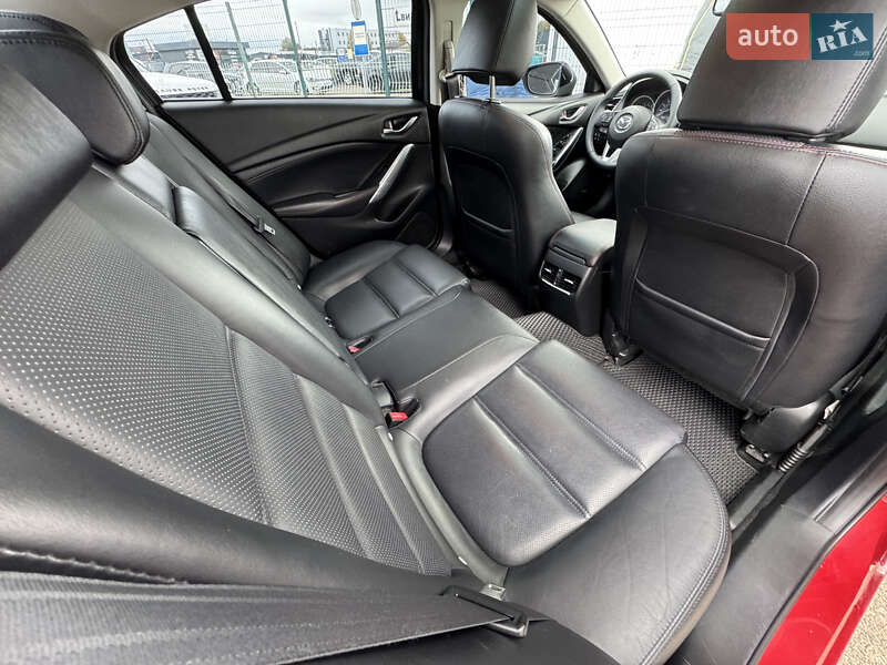 Седан Mazda 6 2013 в Киеве