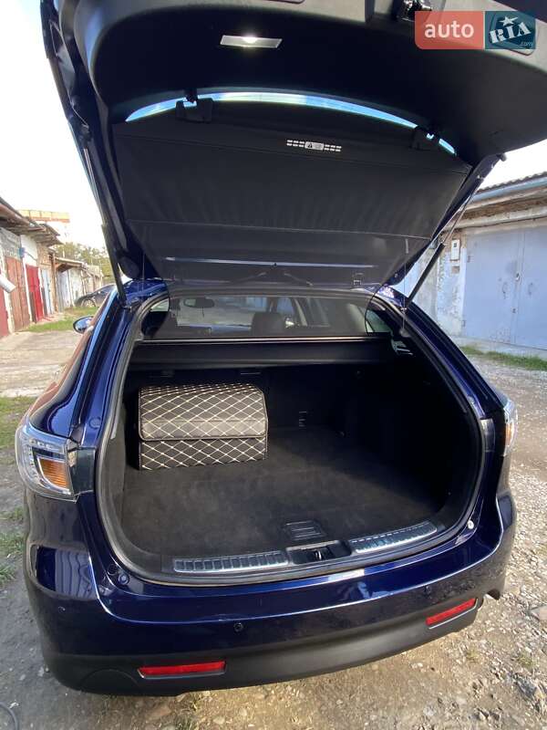 Универсал Mazda 6 2011 в Ивано-Франковске