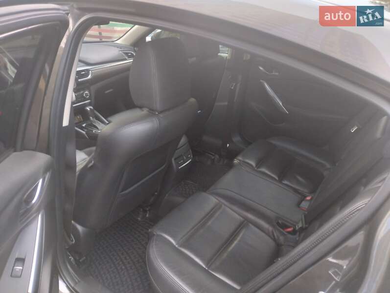 Седан Mazda 6 2016 в Киеве