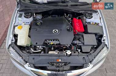 Ліфтбек Mazda 6 2004 в  фото 15 Ліфтбек Mazda 6 2004 в