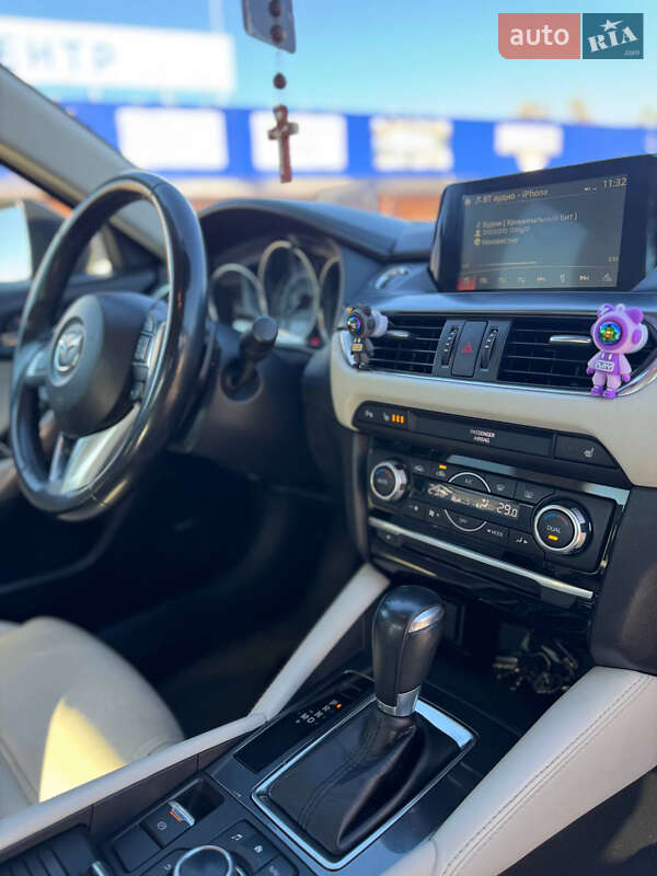 Седан Mazda 6 2016 в Калуші