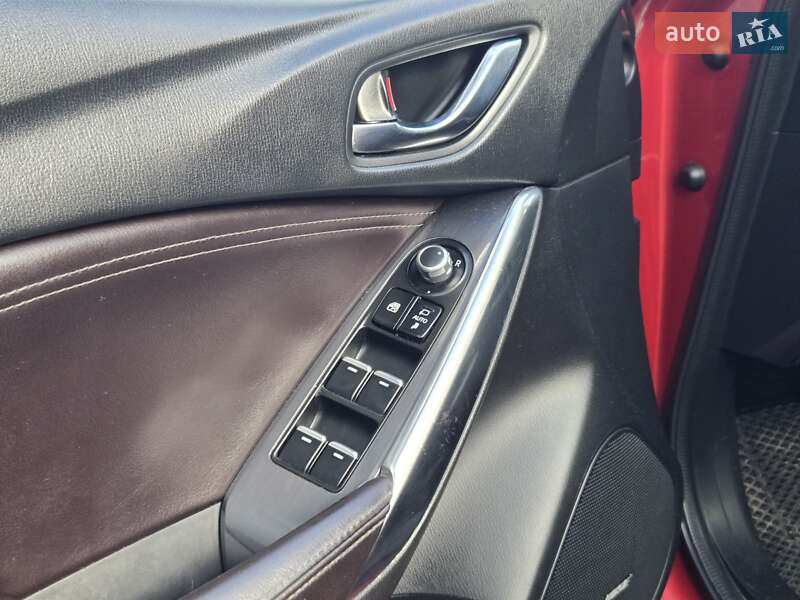 Универсал Mazda 6 2017 в Киеве фото 17 Универсал Mazda 6 2017 в Киеве