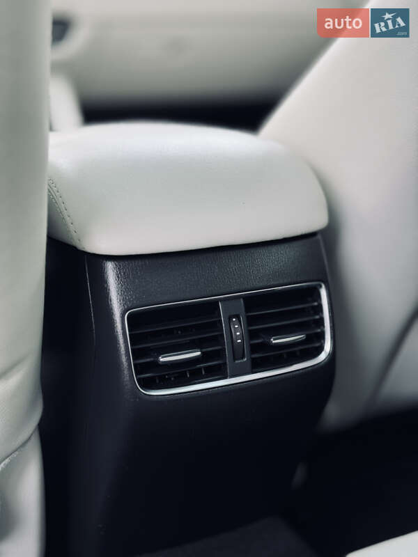 Седан Mazda 6 2019 в Косове