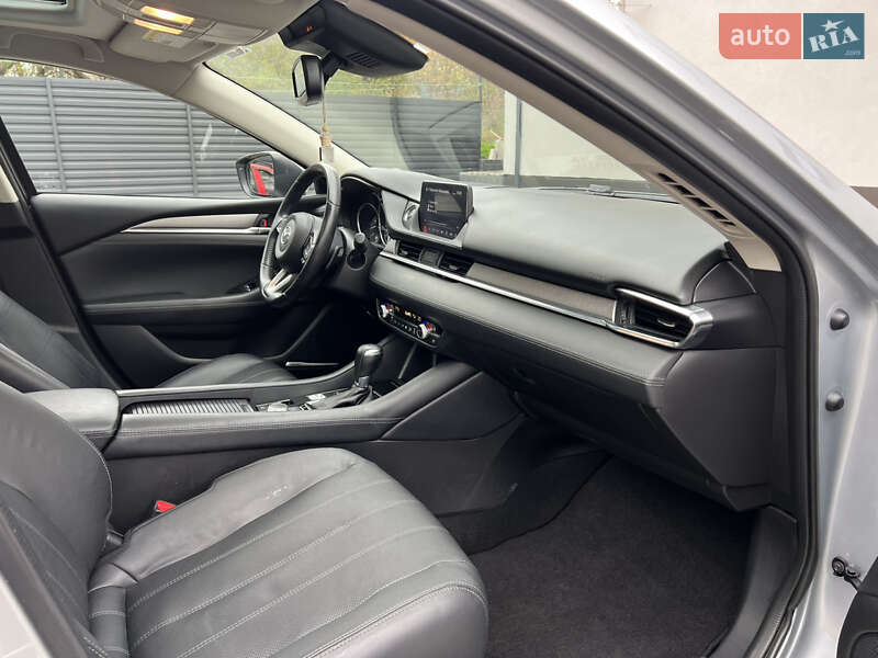 Седан Mazda 6 2018 в Житомирі