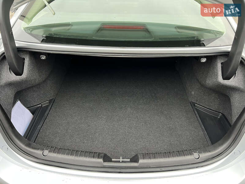 Седан Mazda 6 2018 в Житомирі