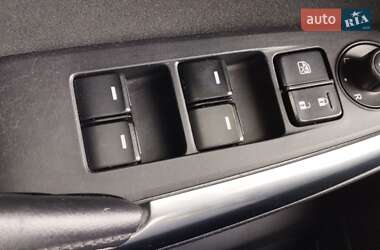 Седан Mazda 6 2014 в Сарнах