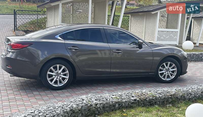 Седан Mazda 6 2015 в Ивано-Франковске