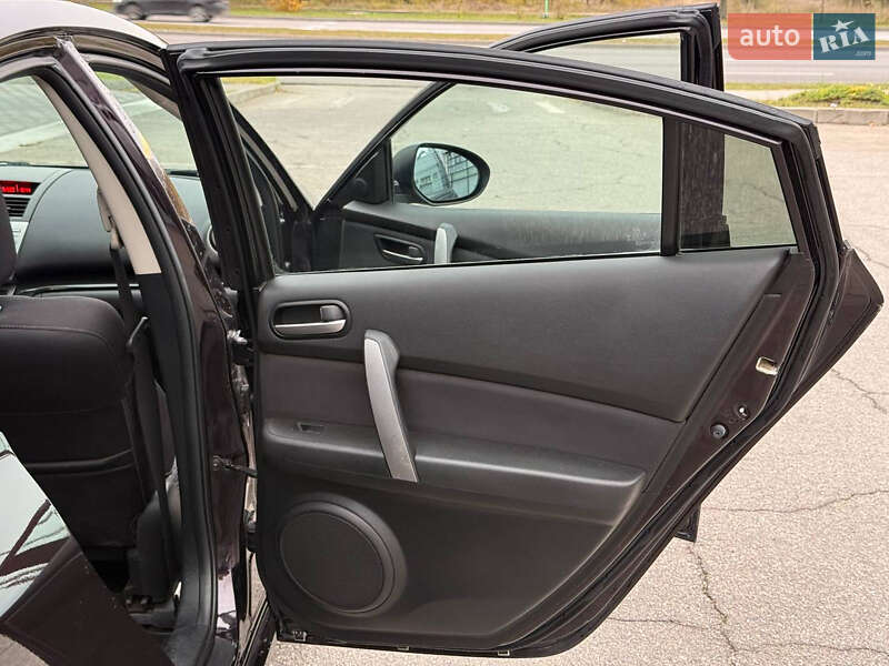 Седан Mazda 6 2007 в Запорожье