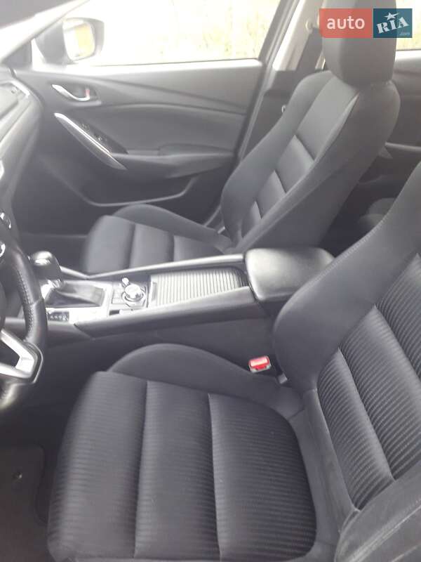 Седан Mazda 6 2017 в Кривом Роге