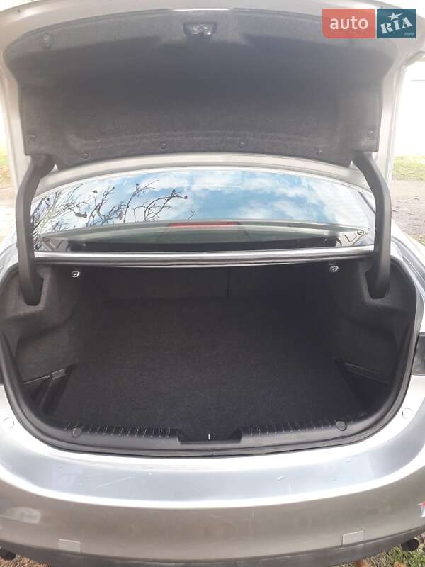 Седан Mazda 6 2017 в Кривом Роге