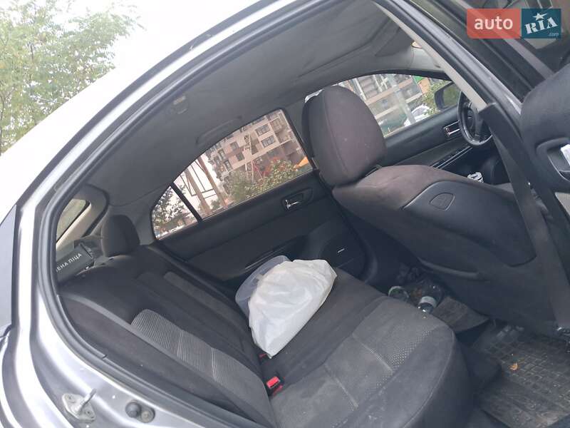 Лифтбек Mazda 6 2003 в Киеве фото 6 Лифтбек Mazda 6 2003 в Киеве