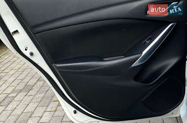 Універсал Mazda 6 2016 в  фото 27 Універсал Mazda 6 2016 в