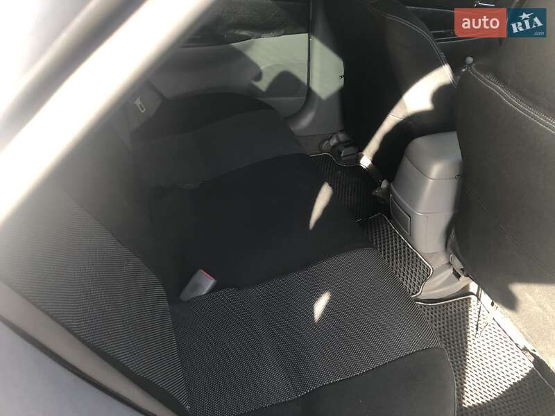 Седан Mazda 6 2004 в Запоріжжі фото 20 Седан Mazda 6 2004 в Запоріжжі