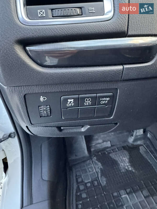 Седан Mazda 6 2014 в Ивано-Франковске