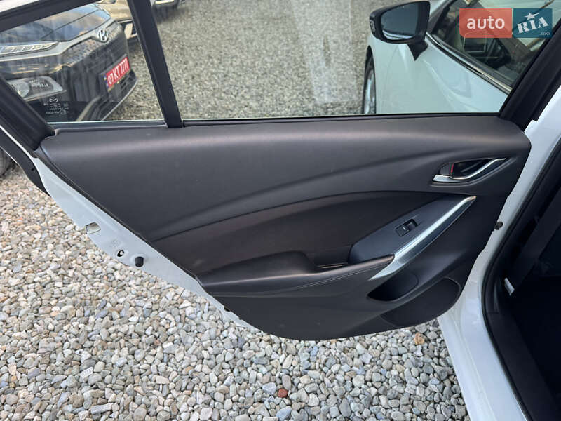 Седан Mazda 6 2014 в Ивано-Франковске