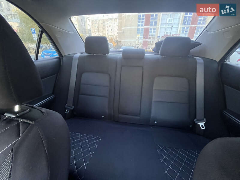 Седан Mazda 6 2006 в Одесі