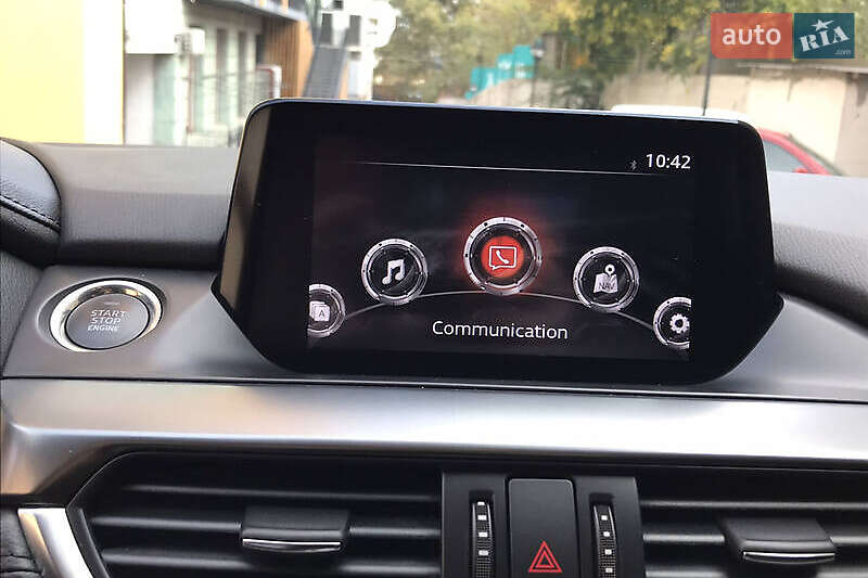 Седан Mazda 6 2017 в Львові