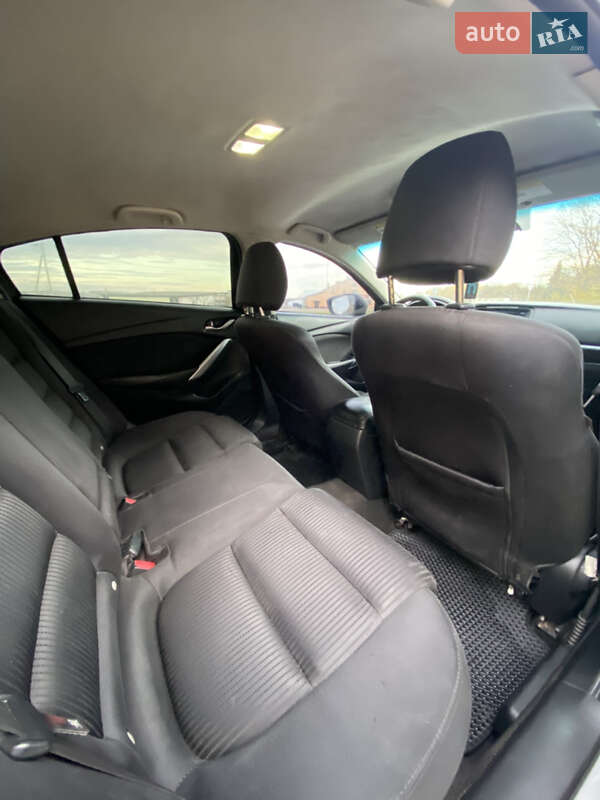 Седан Mazda 6 2013 в Копычинце