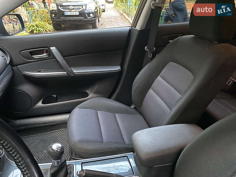 Седан Mazda 6 2006 в Киеве