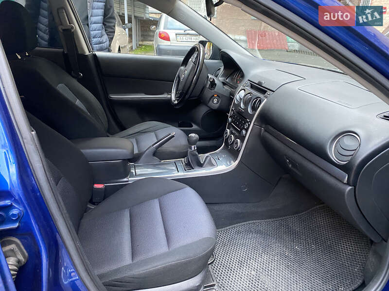 Седан Mazda 6 2006 в Киеве