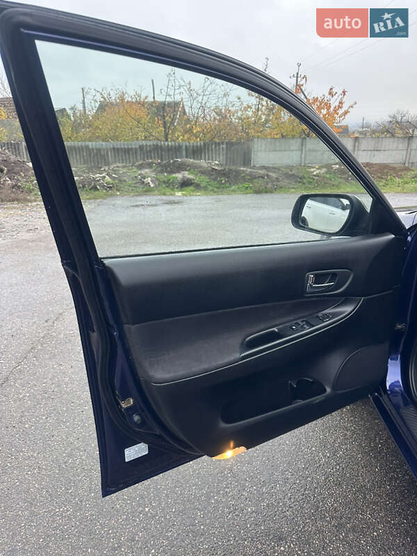 Седан Mazda 6 2002 в Новой Водолаге