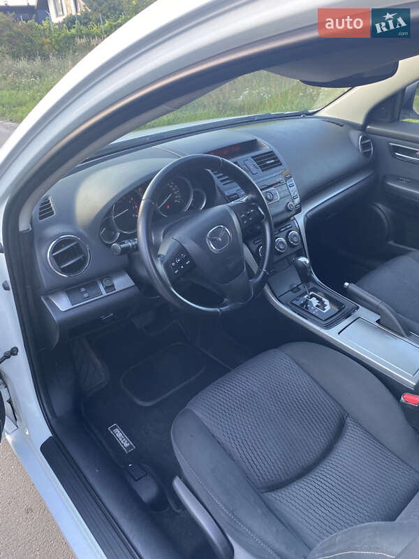 Седан Mazda 6 2011 в Киеве