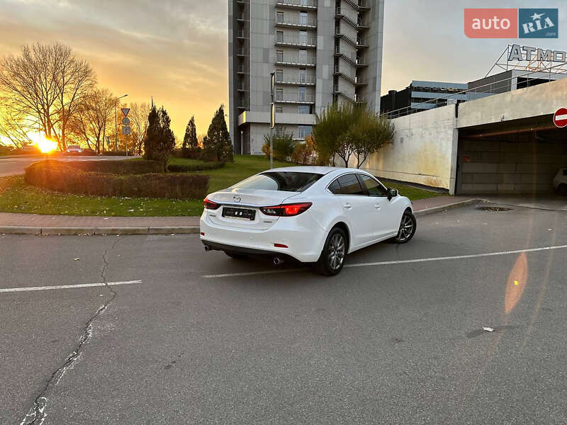 Седан Mazda 6 2016 в Києві