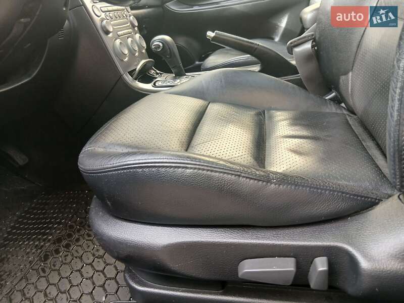 Лифтбек Mazda 6 2005 в Киеве