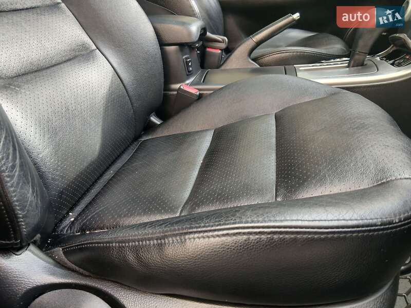 Лифтбек Mazda 6 2005 в Киеве