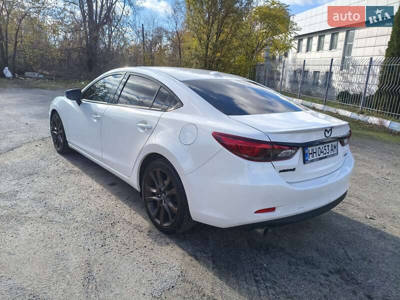 Седан Mazda 6 2015 в Запорожье