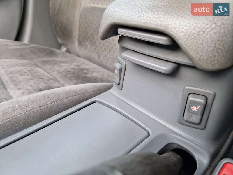 Седан Mazda 6 2003 в Дніпрі