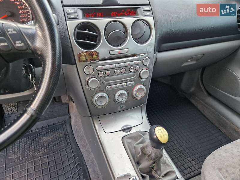 Седан Mazda 6 2003 в Дніпрі