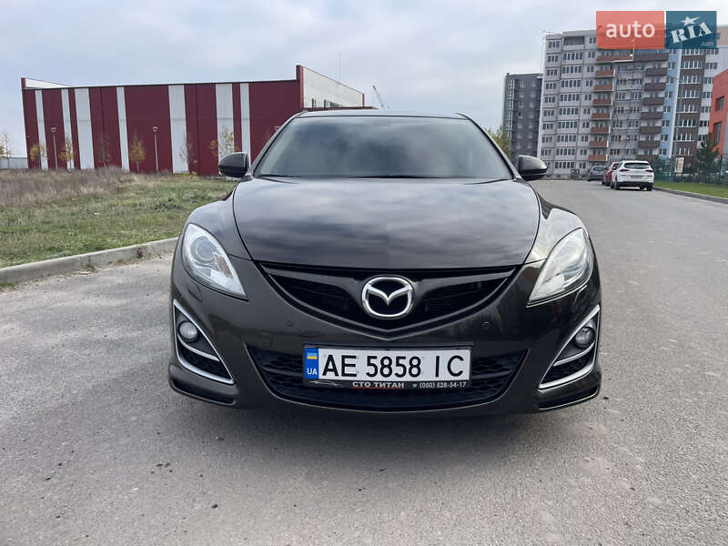 Седан Mazda 6 2010 в Днепре