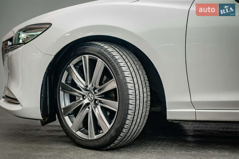 Седан Mazda 6 2019 в Киеве