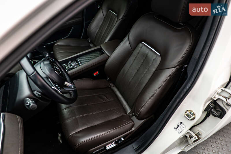 Седан Mazda 6 2019 в Киеве