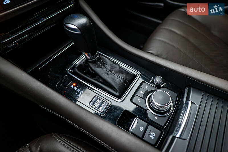 Седан Mazda 6 2019 в Киеве