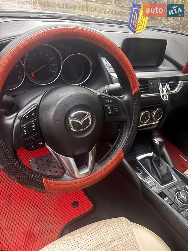 Седан Mazda 6 2016 в Кривом Роге