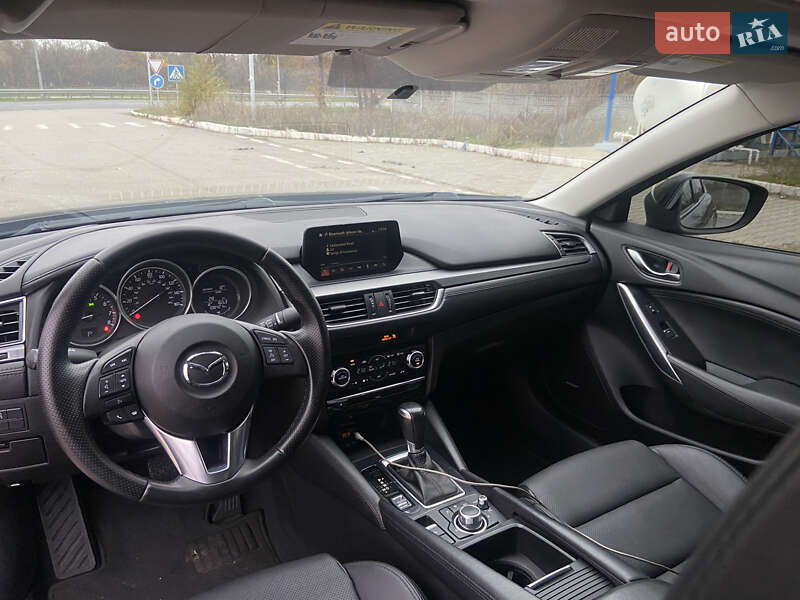 Седан Mazda 6 2016 в Запорожье
