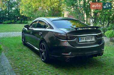 Седан Mazda 6 2015 в Городке