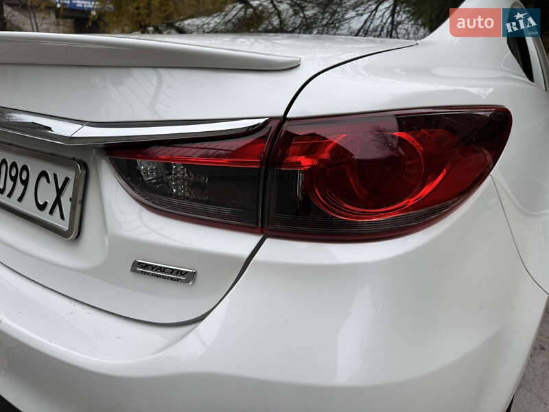 Седан Mazda 6 2014 в Запорожье