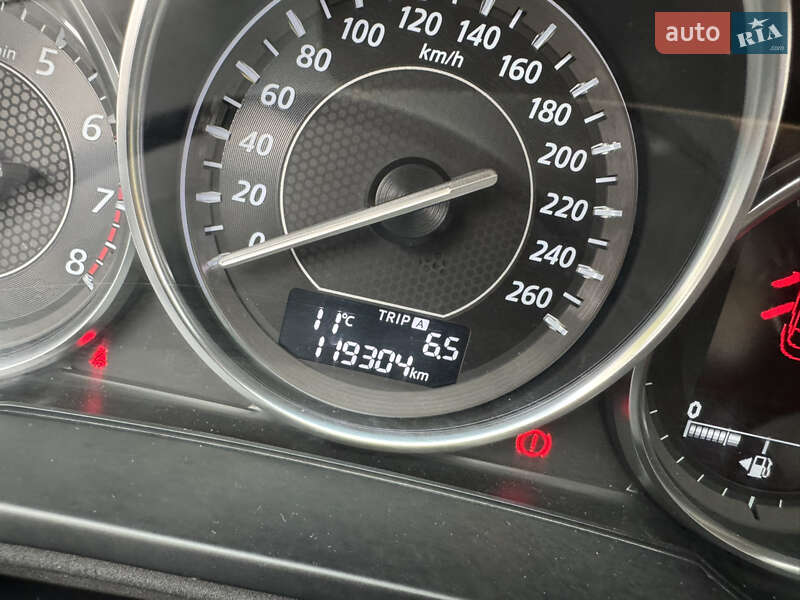 Седан Mazda 6 2014 в Запорожье