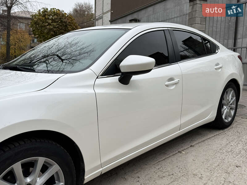 Седан Mazda 6 2014 в Запорожье