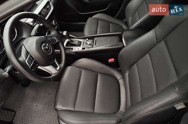 Седан Mazda 6 2016 в Днепре