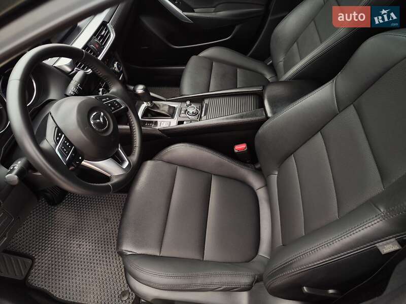 Седан Mazda 6 2016 в Дніпрі