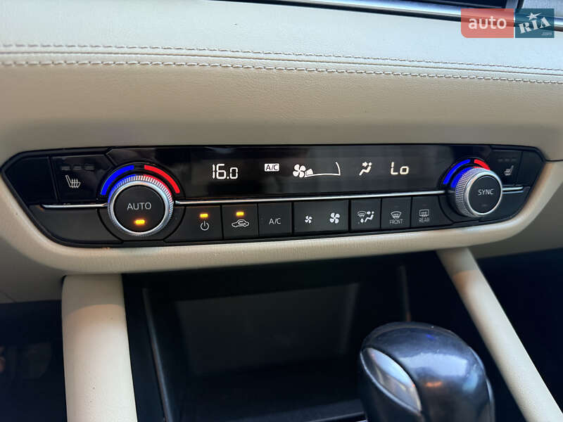 Седан Mazda 6 2021 в Киеве