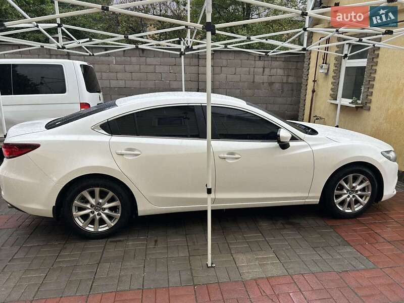 Седан Mazda 6 2013 в Каменском